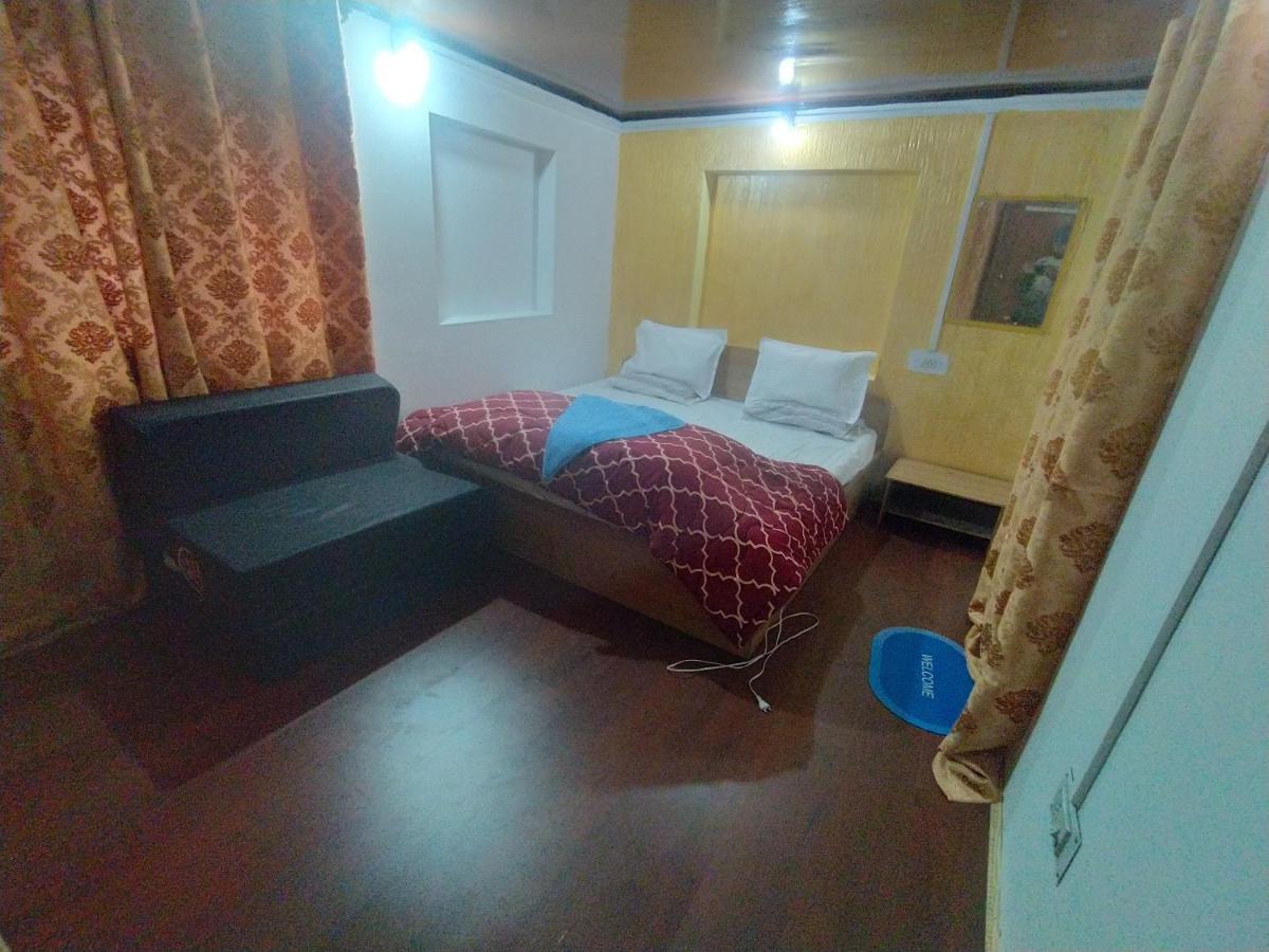 Mir Guest House Pahalgam Luaran gambar