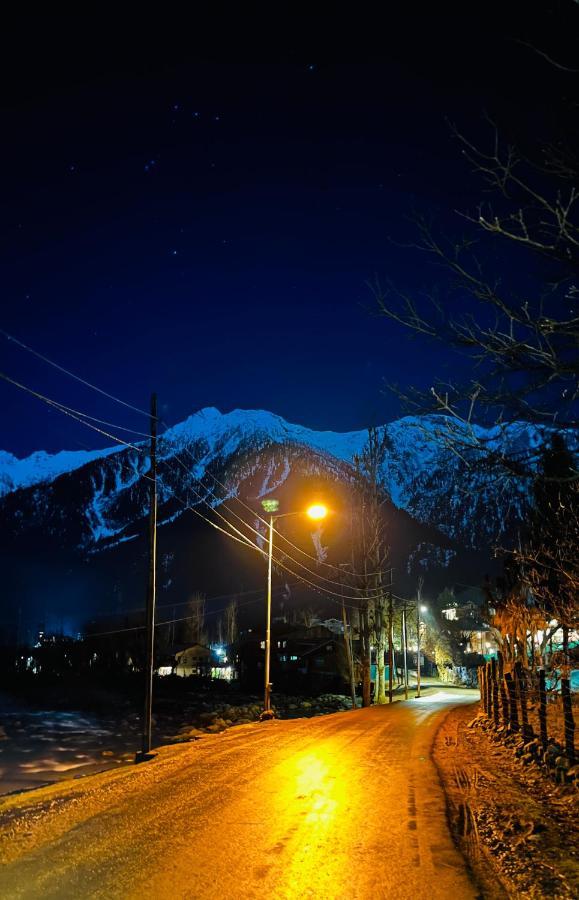 Mir Guest House Pahalgam Luaran gambar